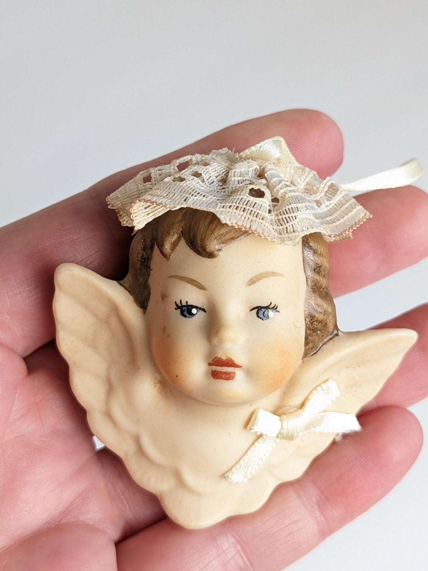 Vintage Angel Head Cherub Christmas Ornament