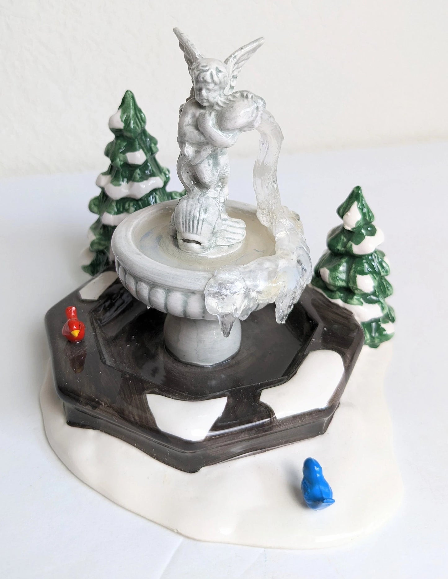 Vintage Snow Village Winter Fountain Dept 56