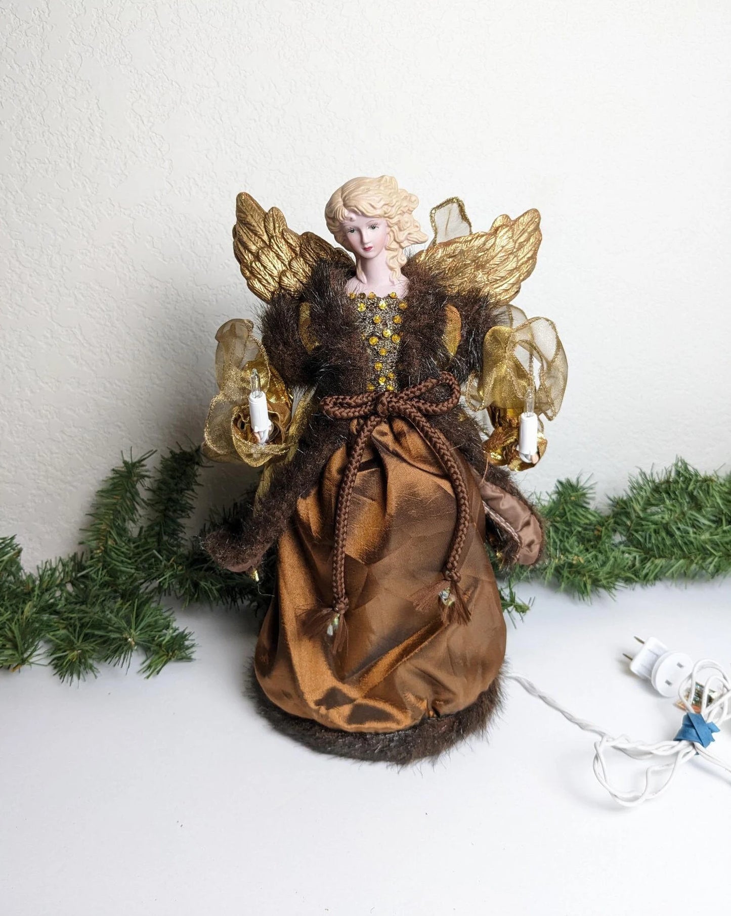 Vintage Light Up Angel Christmas Tree Topper