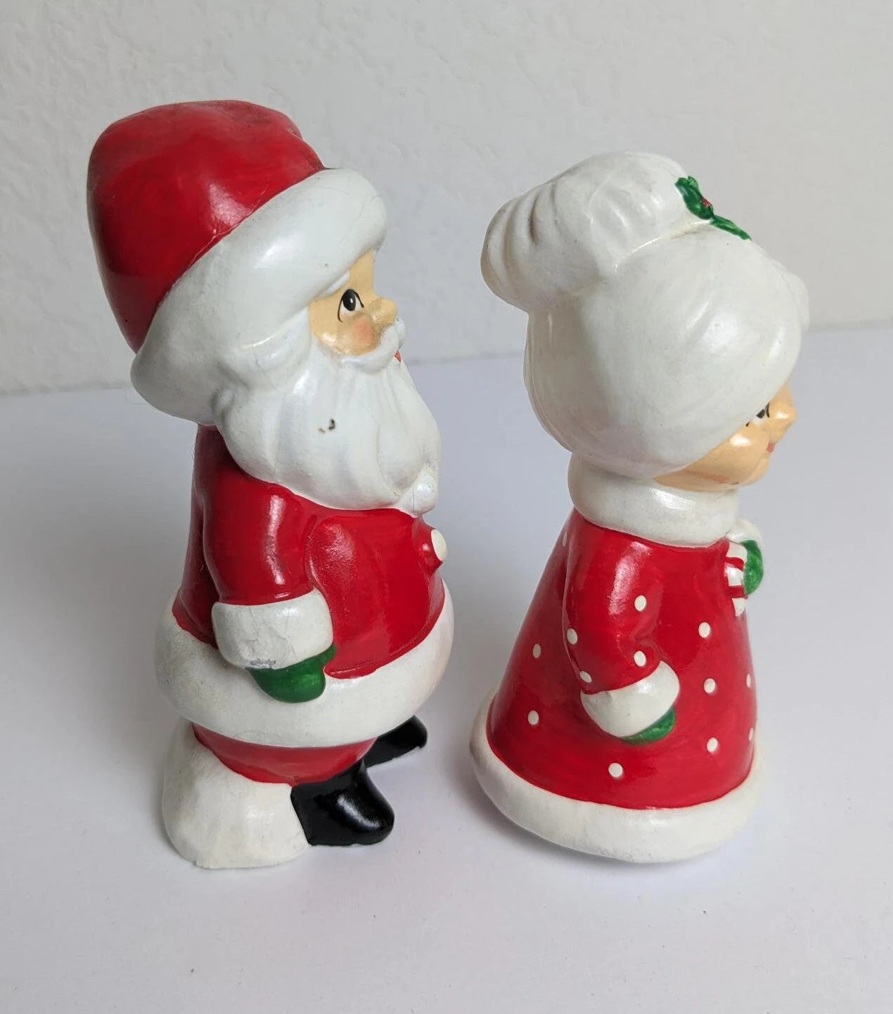 Santa & Mrs. Claus Christmas Figurines