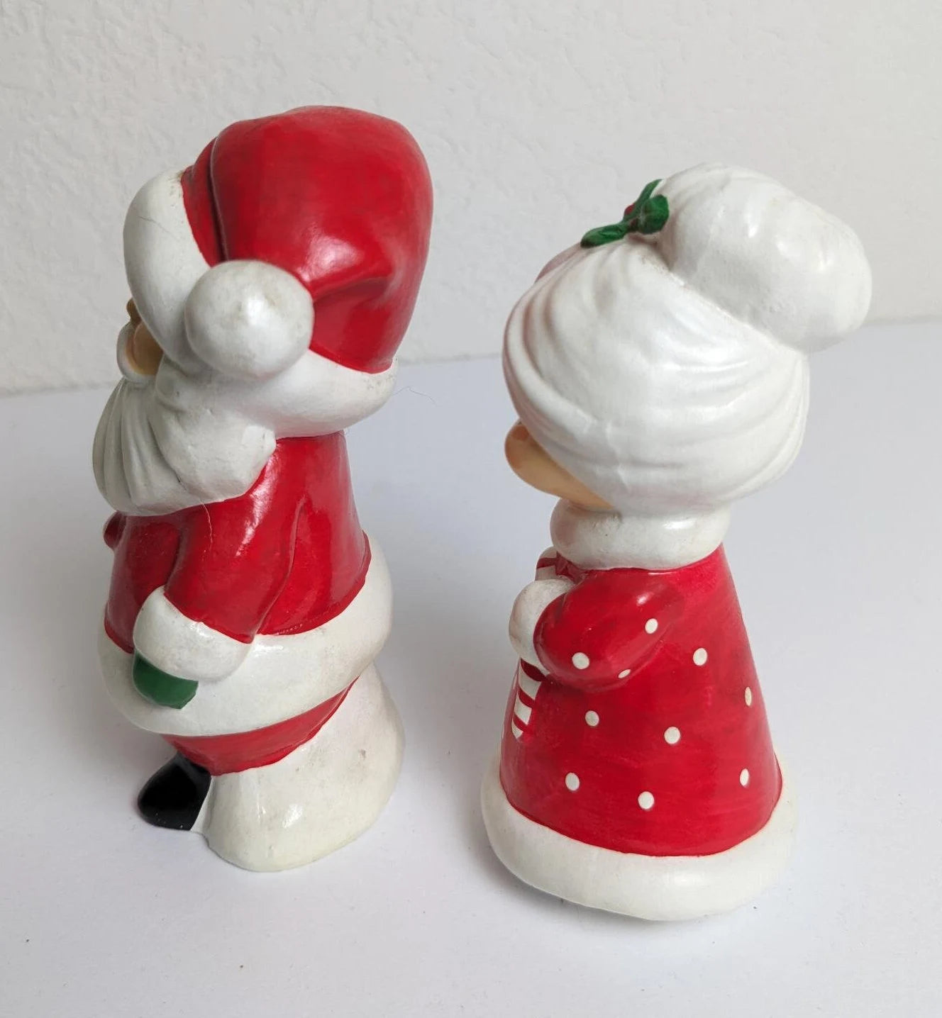 Santa & Mrs. Claus Christmas Figurines