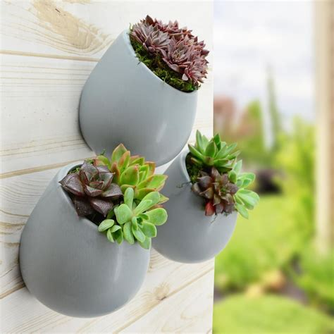 Light Gray Large Round Wall Planter - Vertical Gardening by Arcadia 6.2" tall