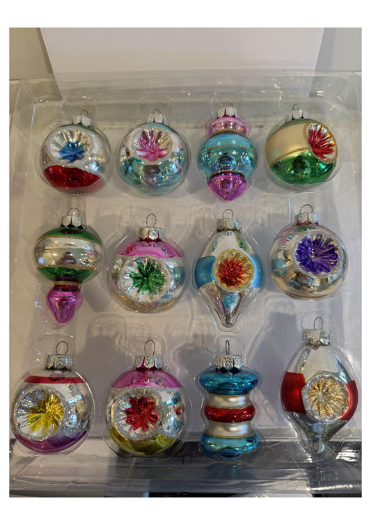 Vintage-Inspired Christmas Ornaments – Set of 12