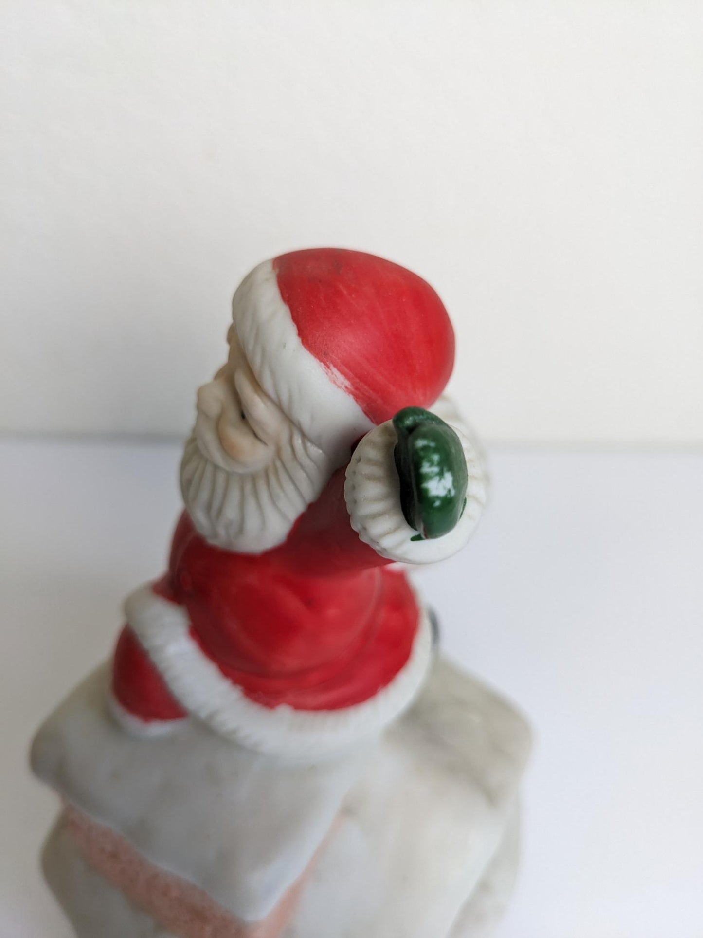 Vintage 'Music Go Round' Santa Claus Music Box