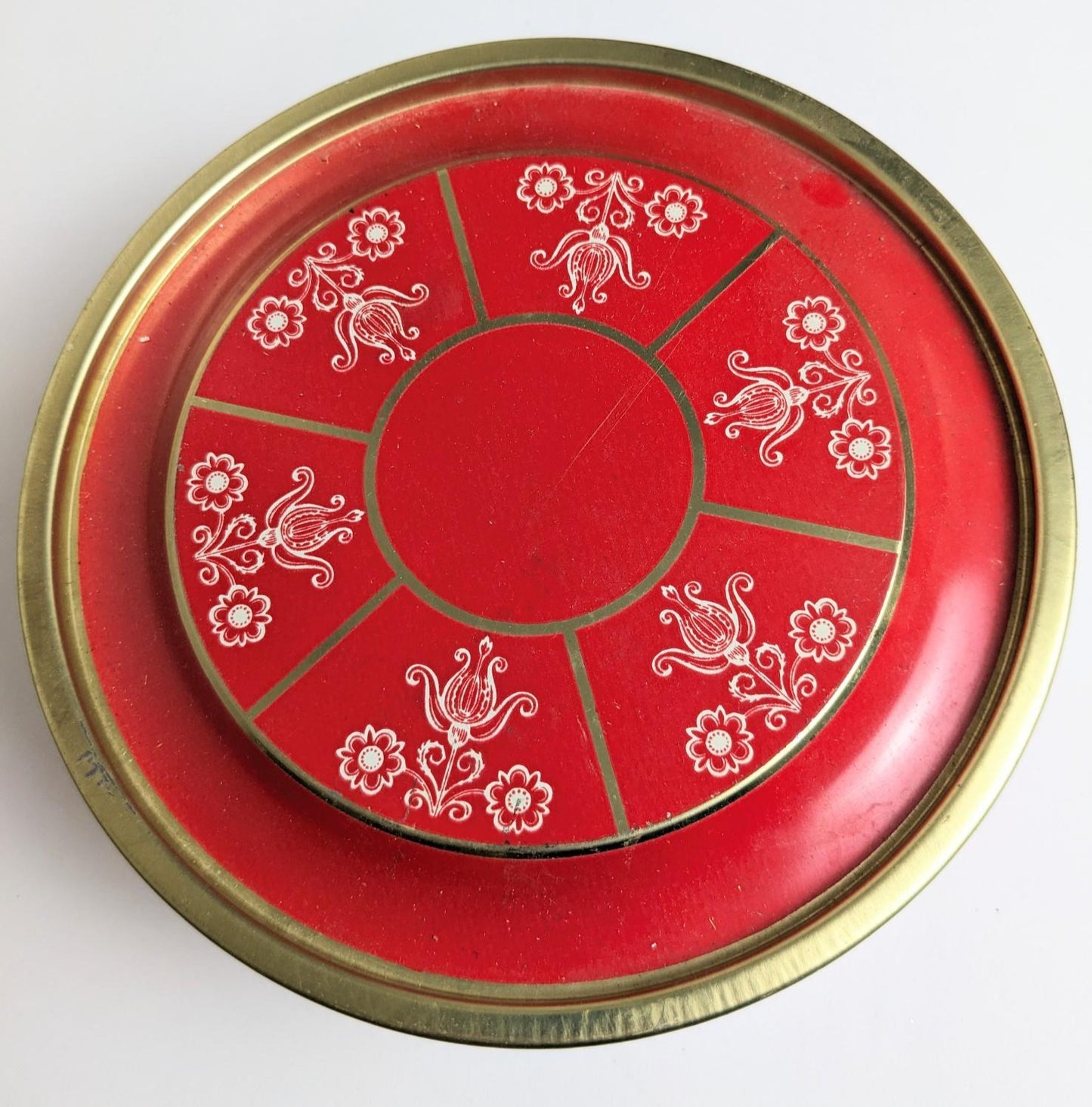 Vintage Christmas Cake Tin