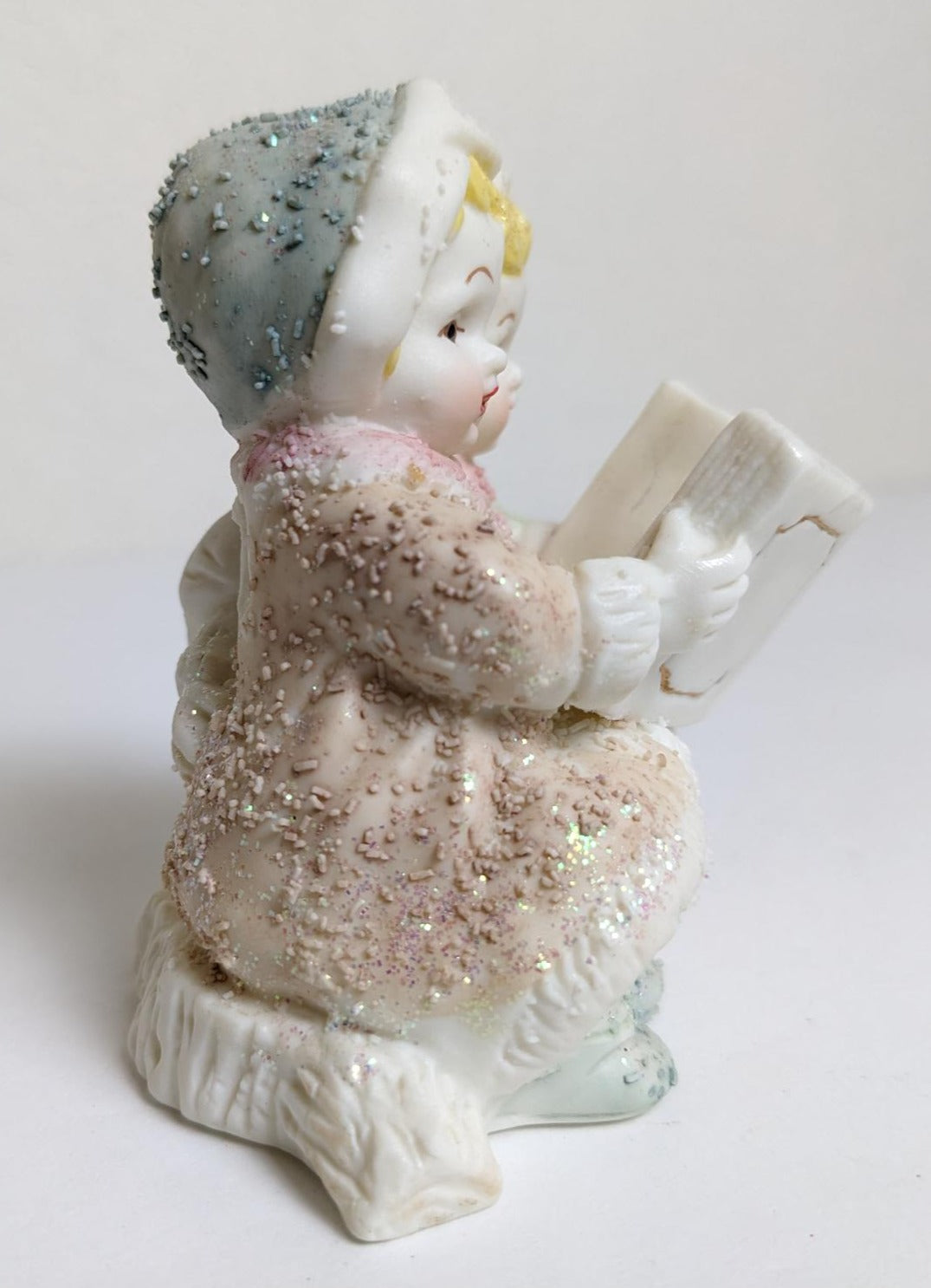 Christmas Caroler Figurine