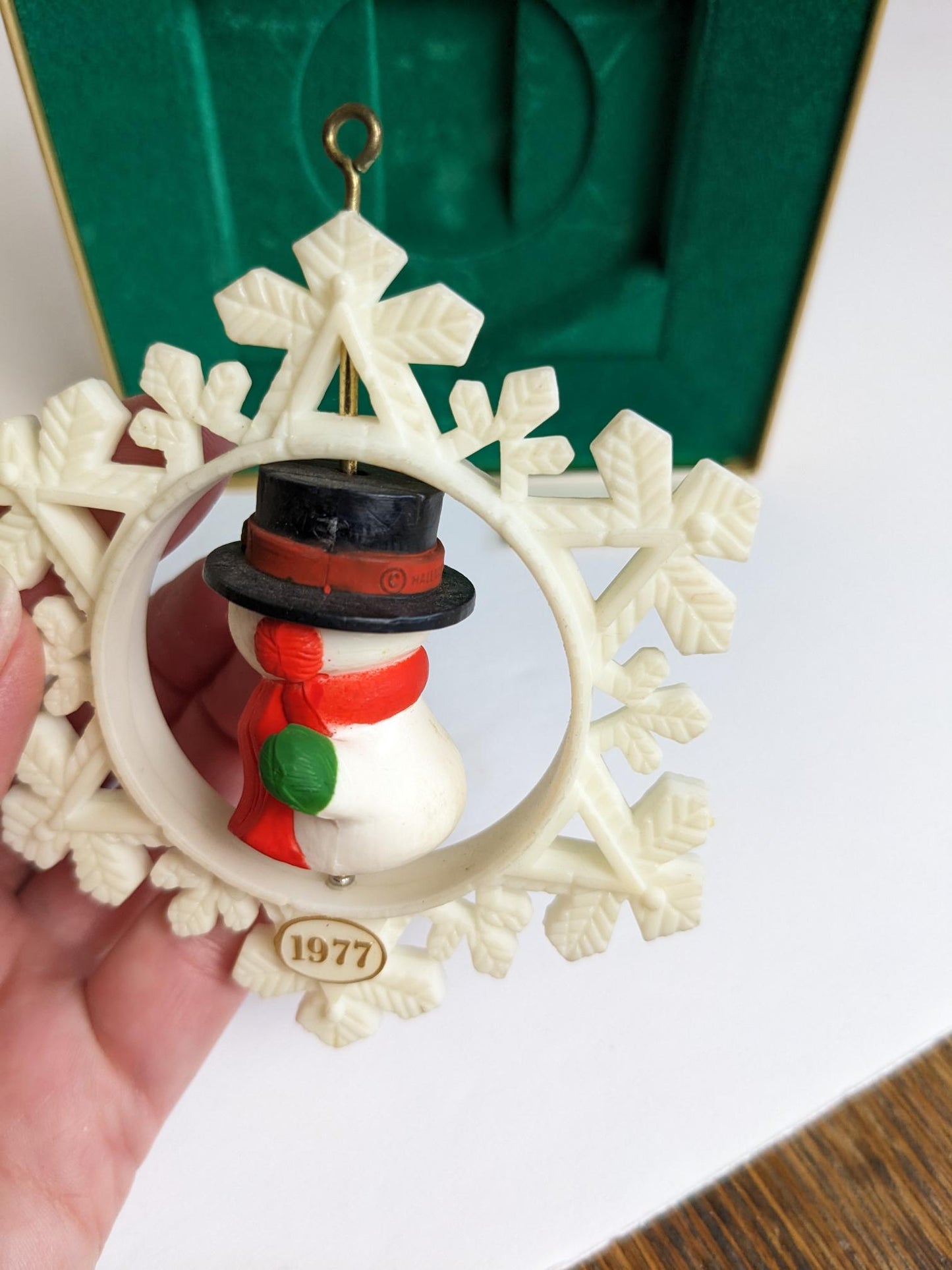 Twirl-About 1977 Snowflake Christmas Ornament