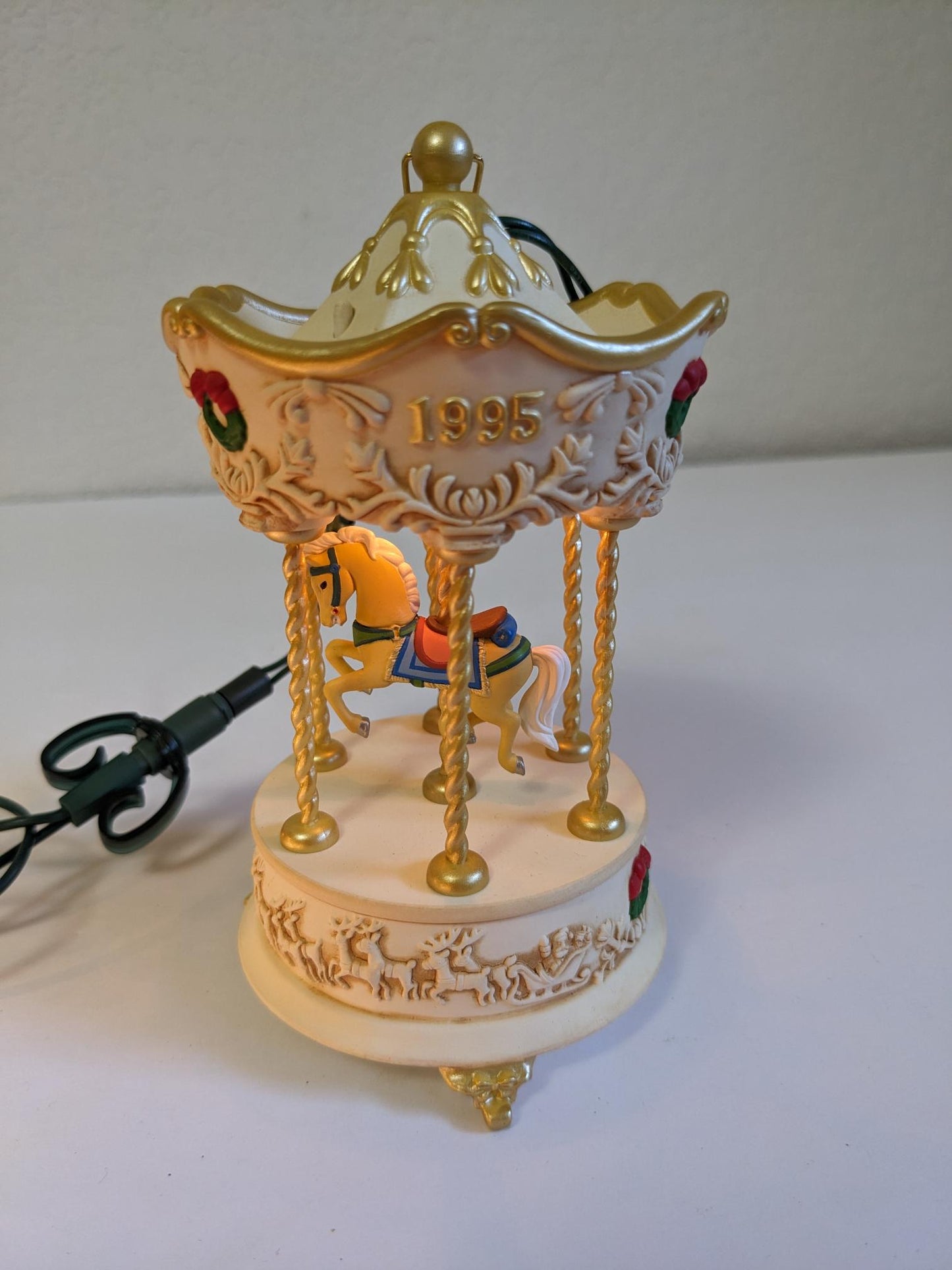 Hallmark Carousel Vintage 1995 Christmas Ornament