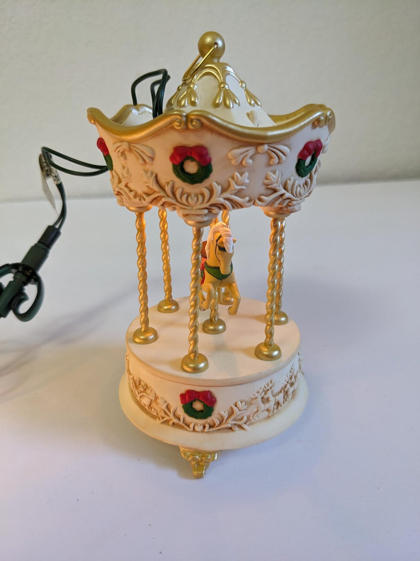 Hallmark Carousel Vintage 1995 Christmas Ornament