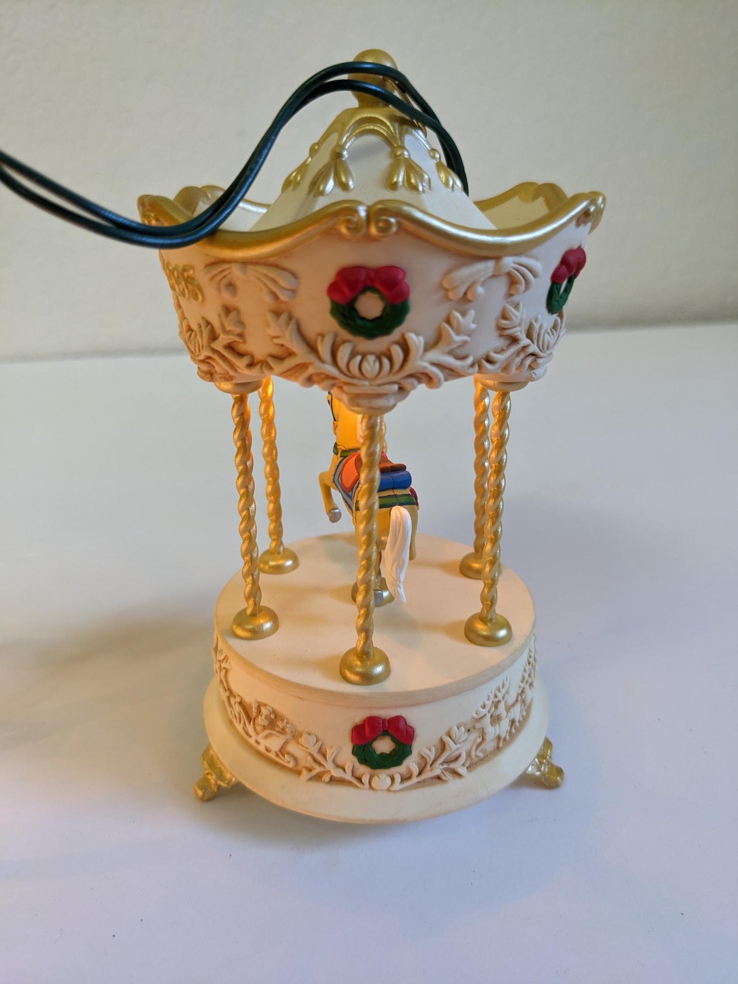 Hallmark Carousel Vintage 1995 Christmas Ornament