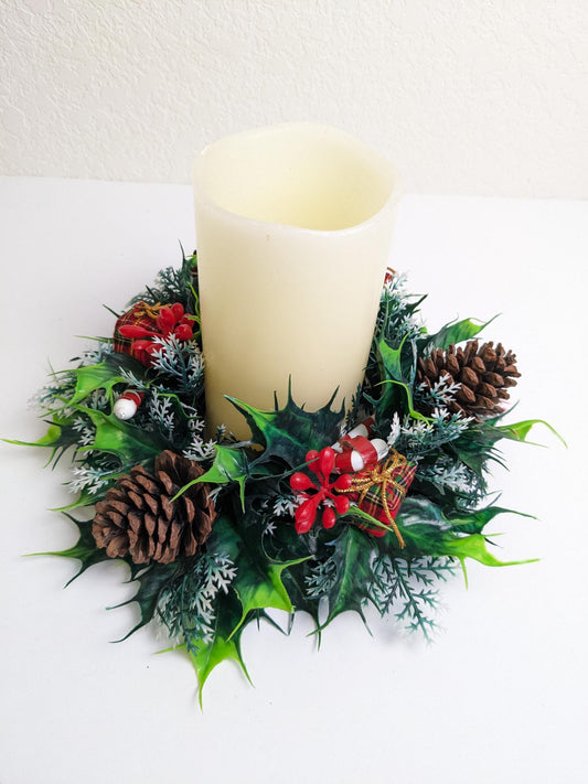 Vintage 1960's Christmas Candle Wreath Ring
