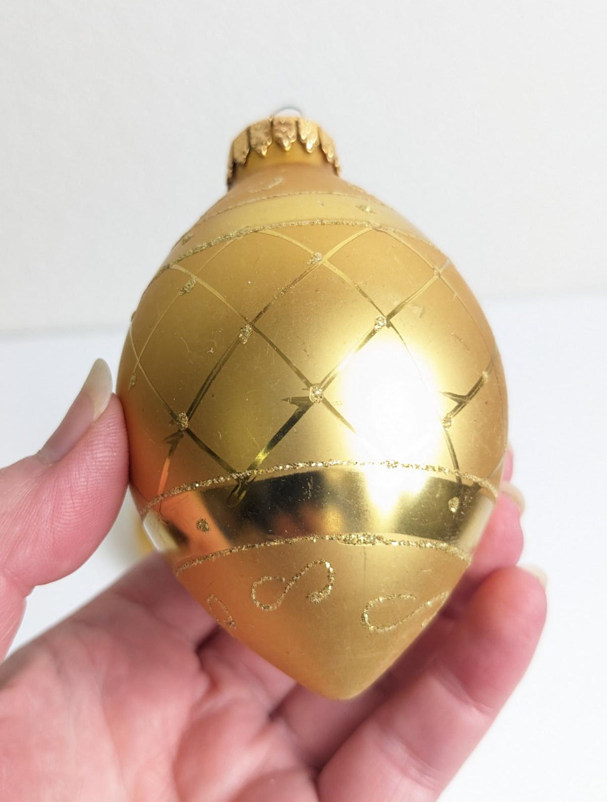 Gold Teardrop Christmas Ornament Set