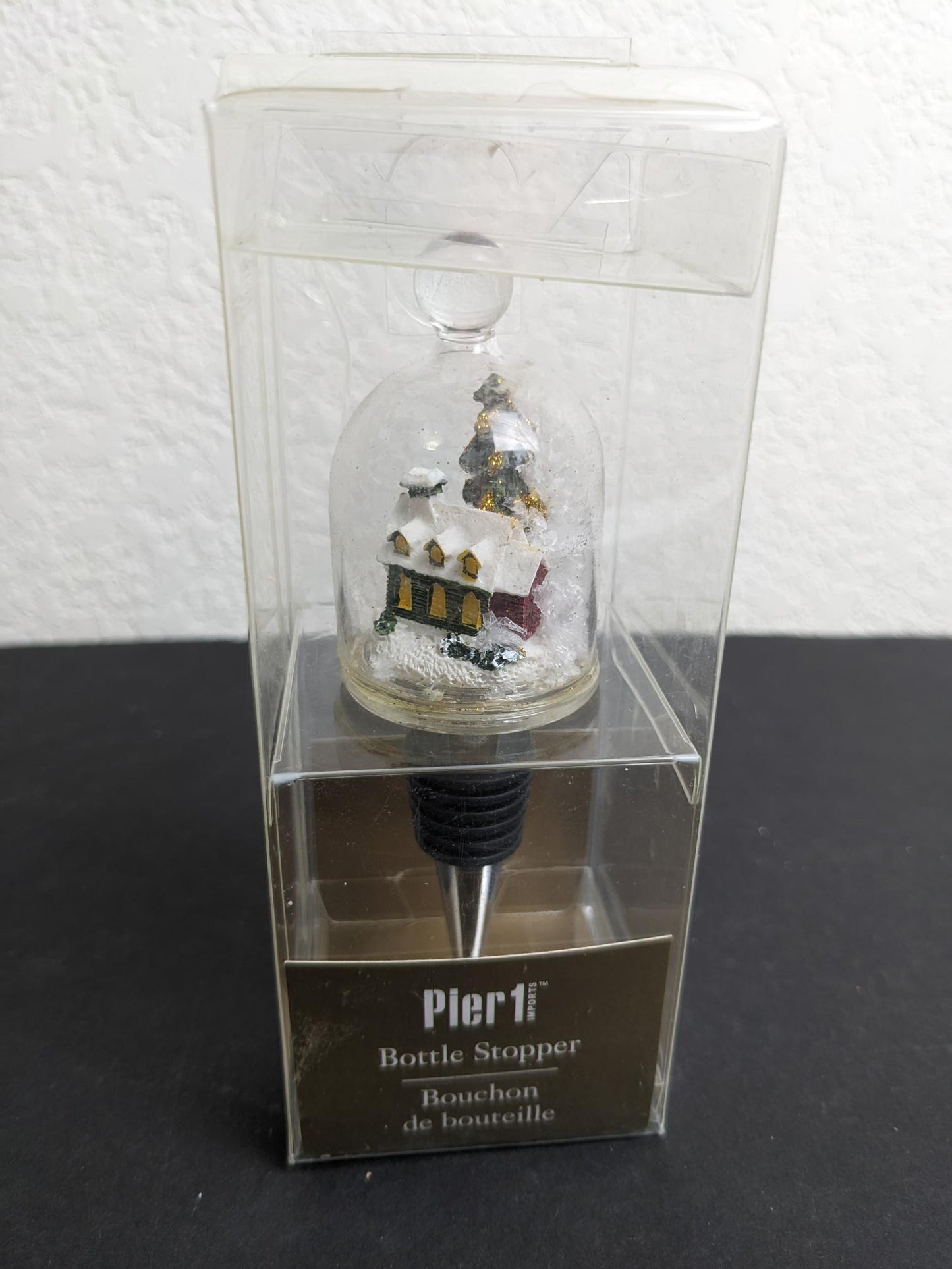 Pier 1 Snow Globe Christmas Wine Bottle Stopper