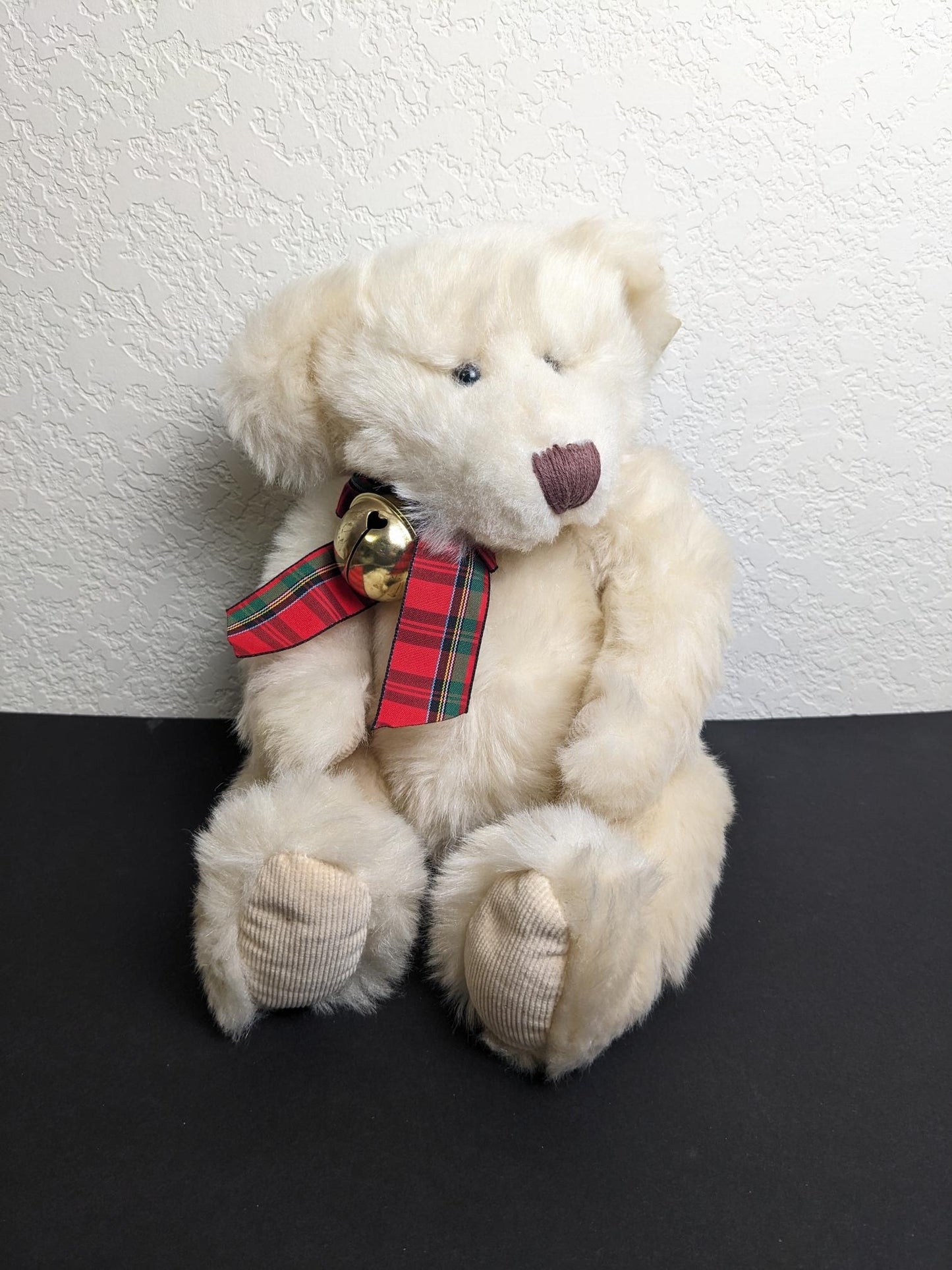 NEW Russ Berrie Sleighbells Christmas Teddy Bear Stuffed Animal