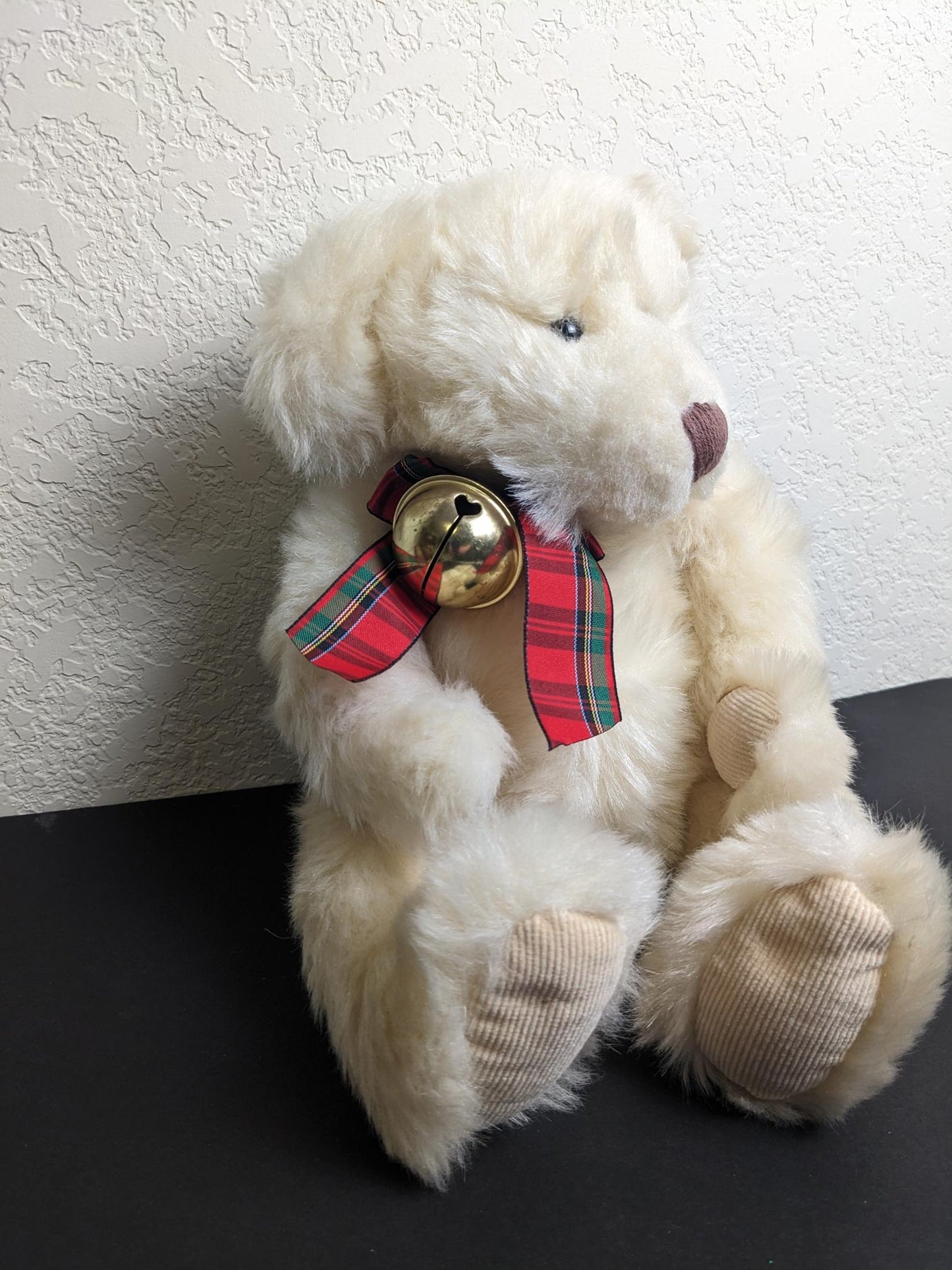 NEW Russ Berrie Sleighbells Christmas Teddy Bear Stuffed Animal