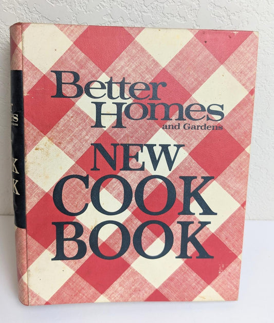 Better Home and Gardens 'New Cook Book' - 4th Printing