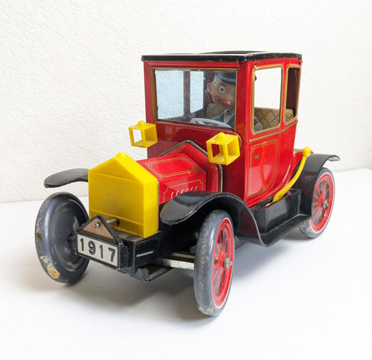 Tin Toy Trophy Terlenka 1917 Classic Car Battery Operated Made in Japan