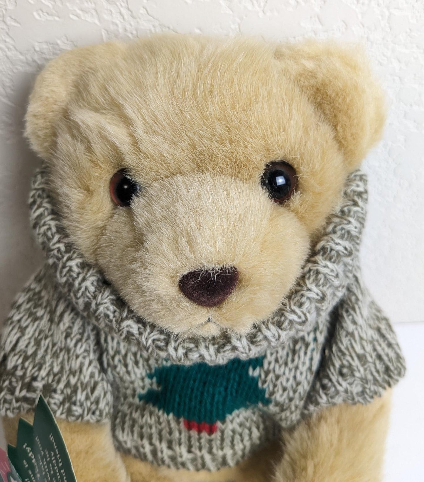 Hallmark Plush Stuffed Animal - Vintage Trevor Teddy Bear in Holiday Sweater