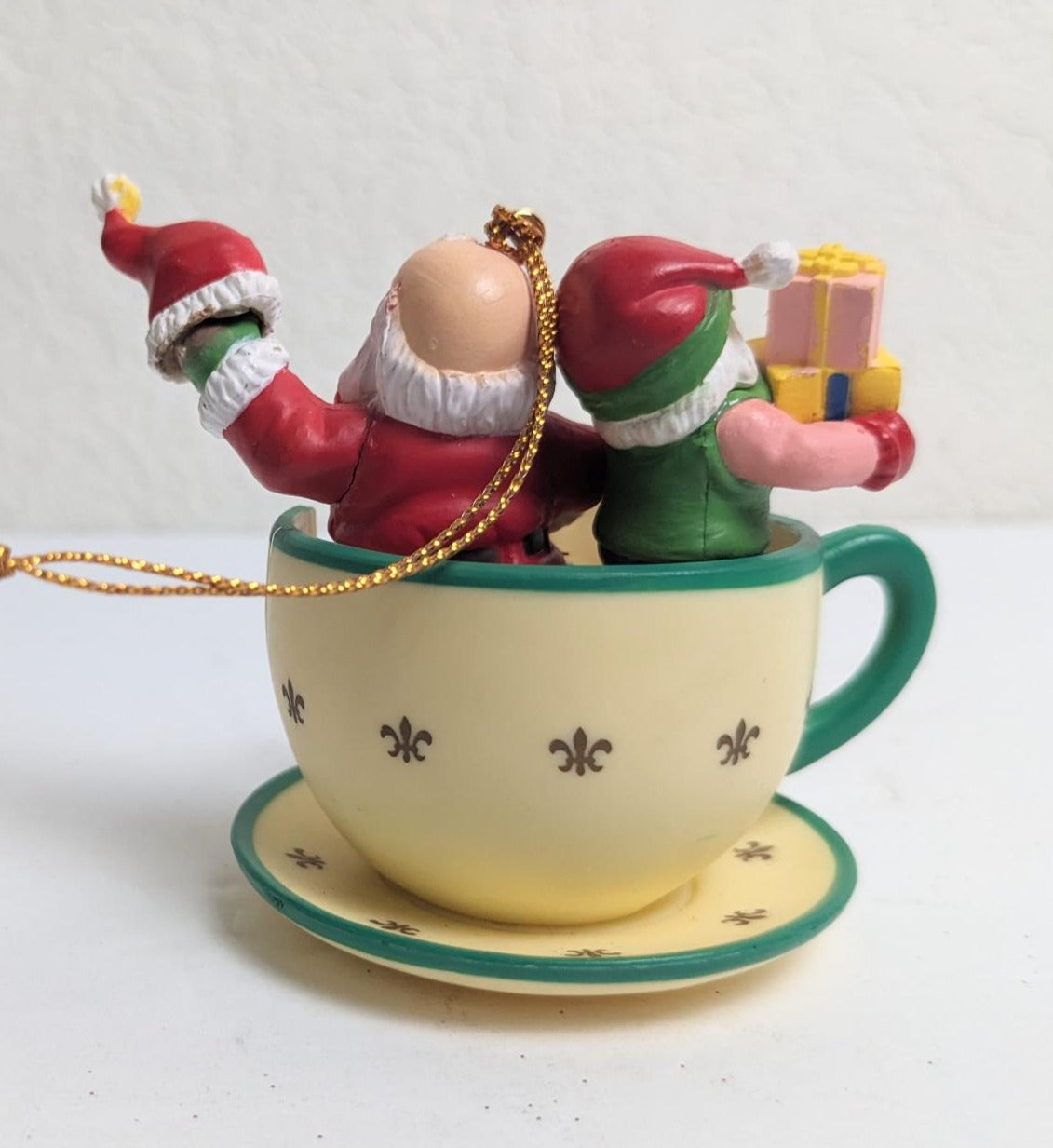 Santa in Spinning Teacup 1994 Christmas Ornament