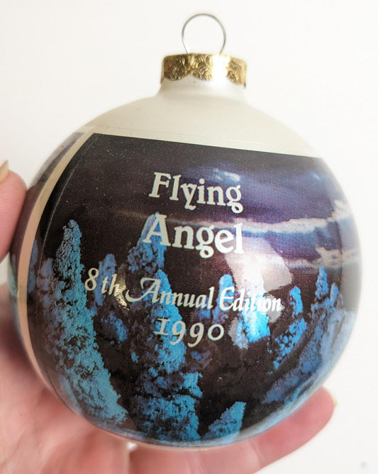 Flying Angel M.I. Hummel 1990 Christmas Ornament