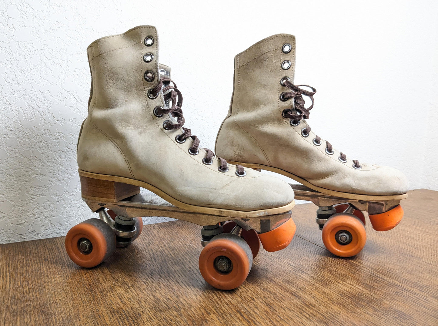 Vintage Tan Suede Roller Skates - Womans Size 8