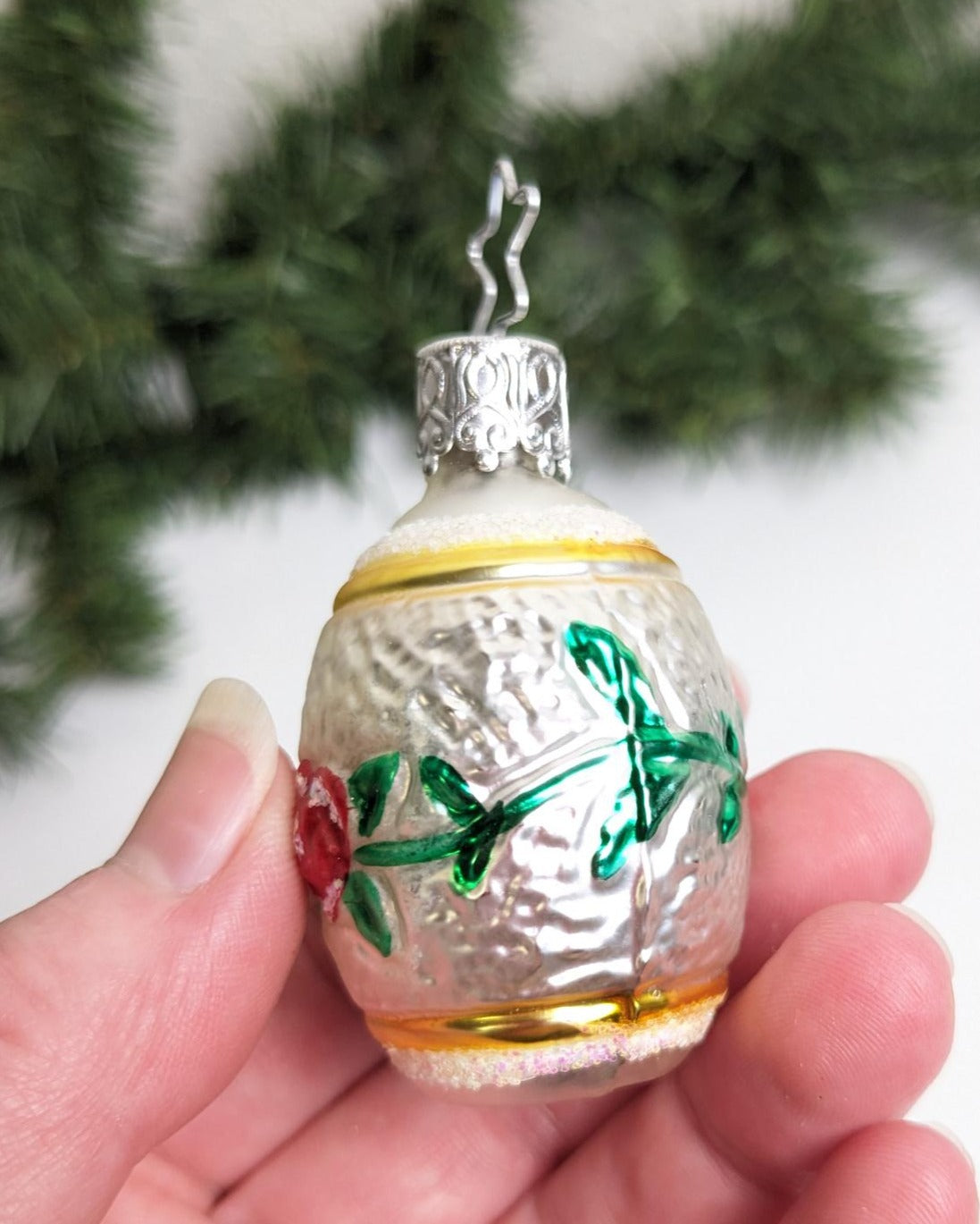 Flower Barrel Inge Glas Retired Old World Christmas Ornament