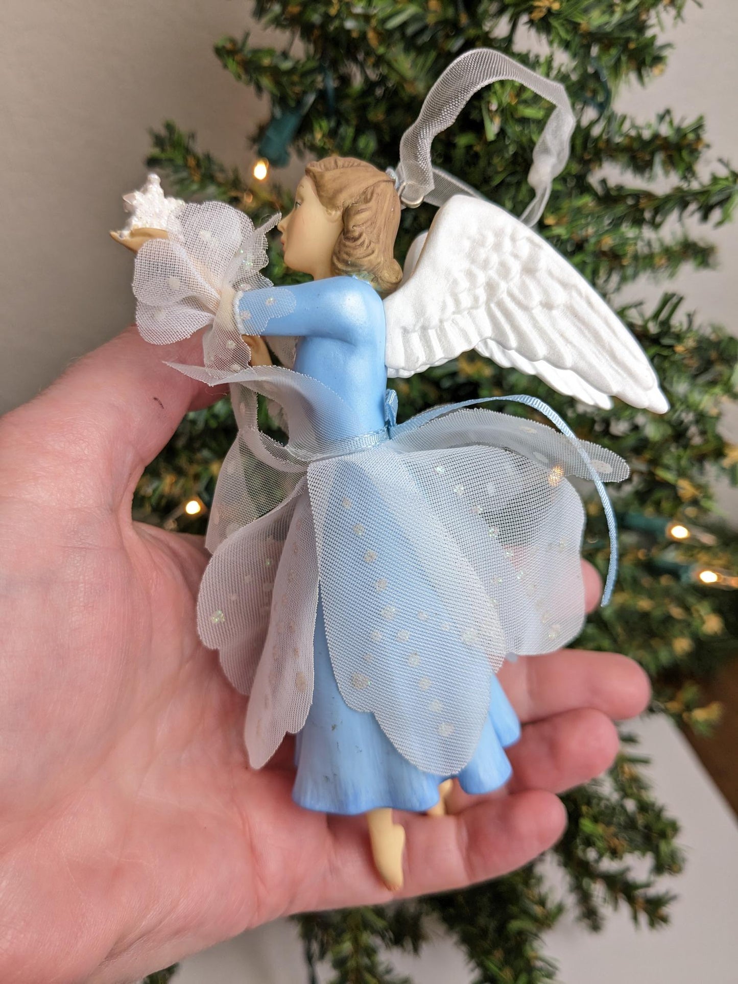 Hallmark Holiday Angel 2006 Christmas Ornament