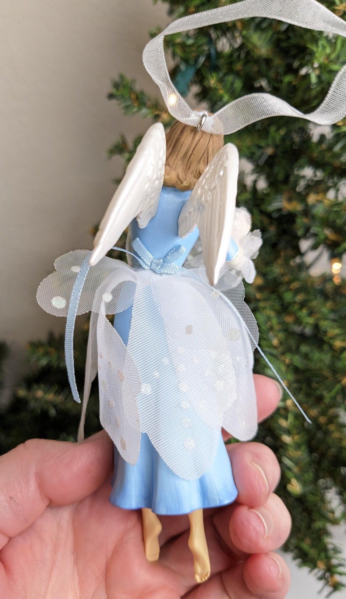 Hallmark Holiday Angel 2006 Christmas Ornament