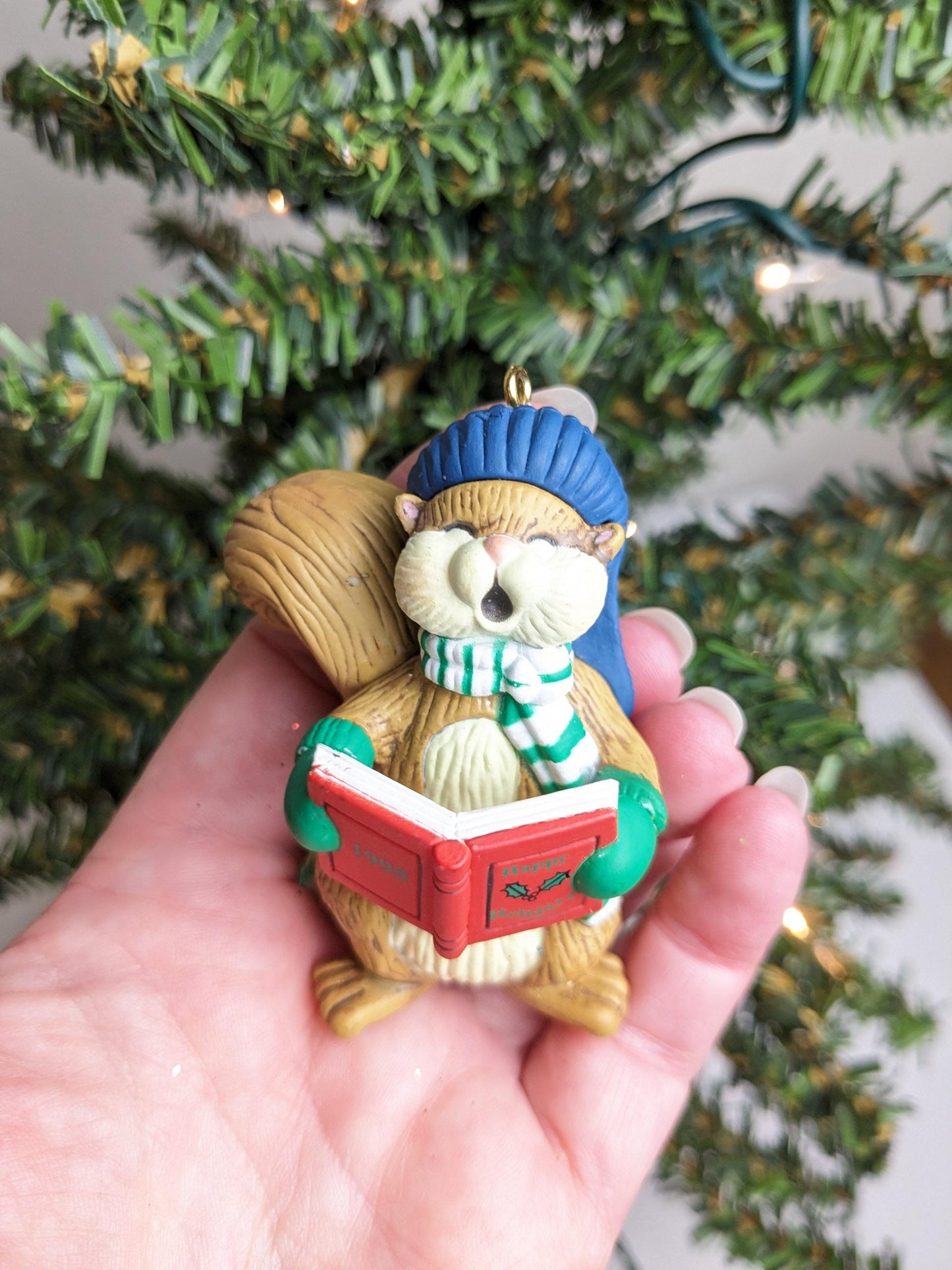 1995 DCI Singing Caroling Squirrel Vintage Christmas Ornament