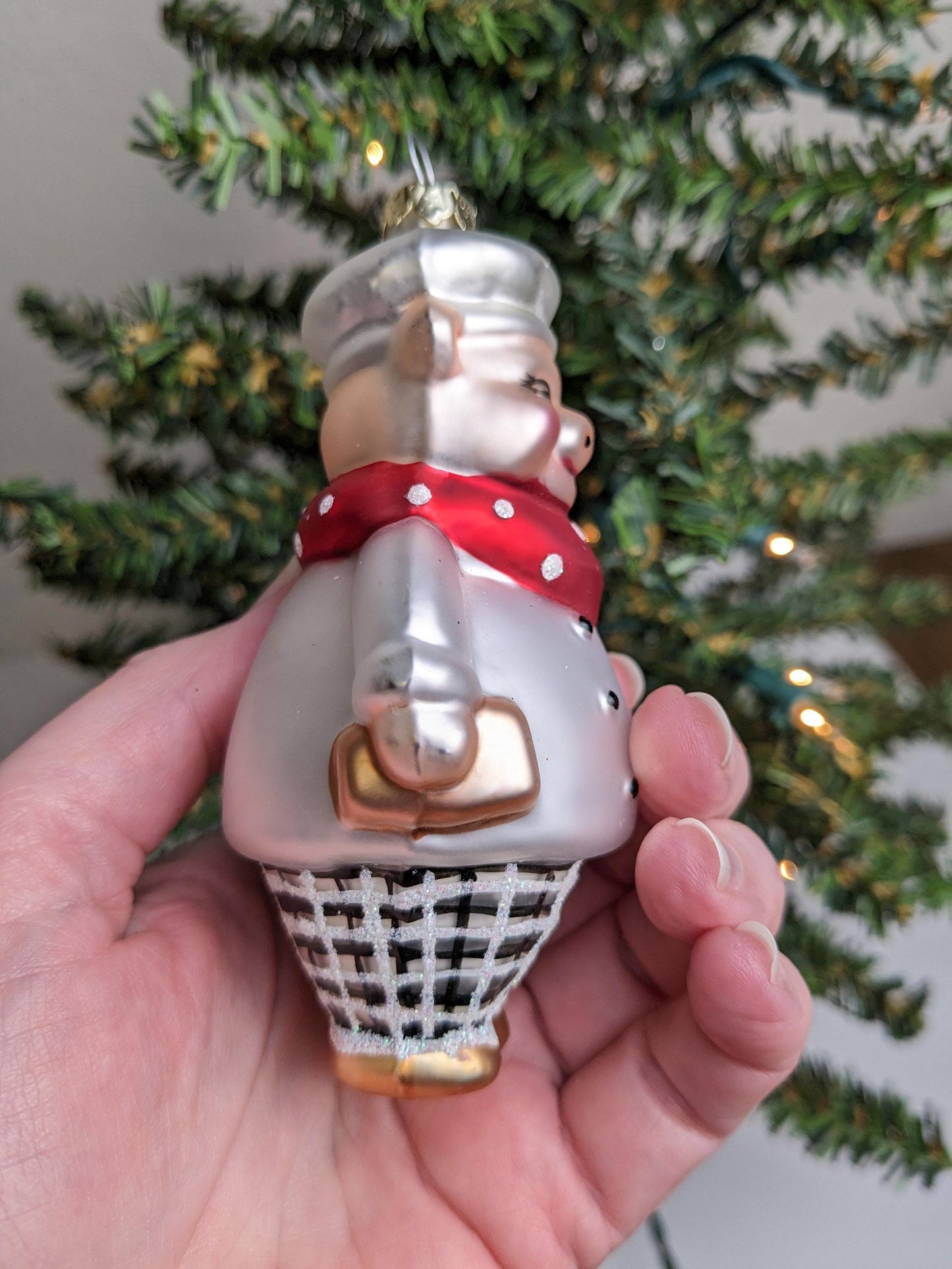 Chef Pig Glass Christmas Ornament