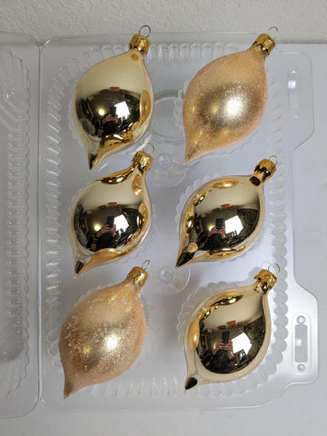 Vintage Gold Teardrop Christmas Ornaments