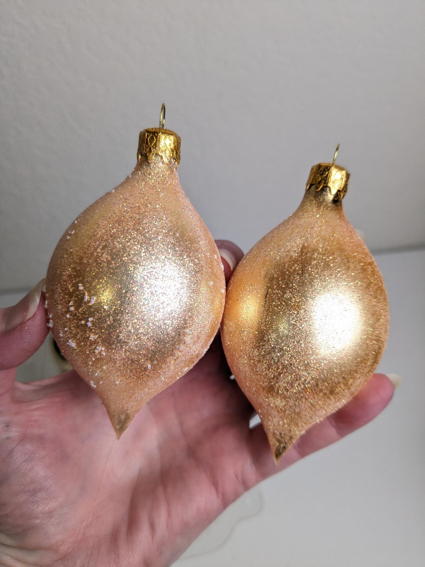 Vintage Gold Teardrop Christmas Ornaments