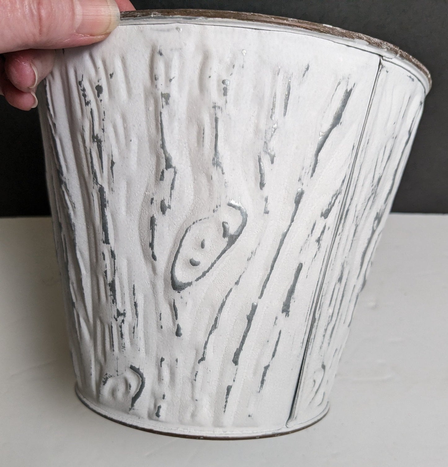 White Galvanized Brushed Faux Wood Grain Tin Planter Pot 6 1/2"