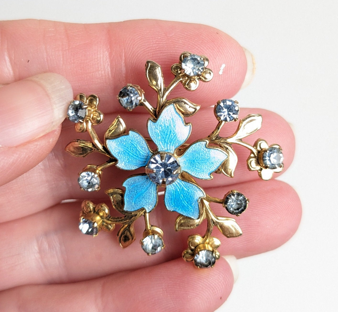 Vintage Jewelry Pink and Blue Gold Toned Floral Brooch Pins