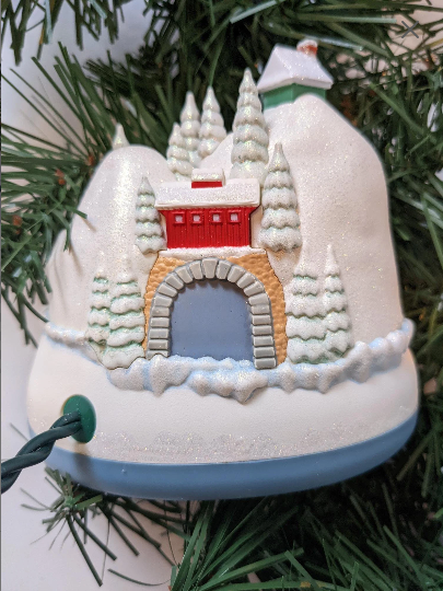 Home for Christmas - Hallmark Magic Keepsake Ornament 2008