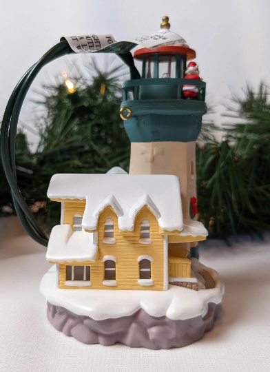 Vintage Hallmark Keepsake 1999 Lighthouse Greetings Christmas Ornament