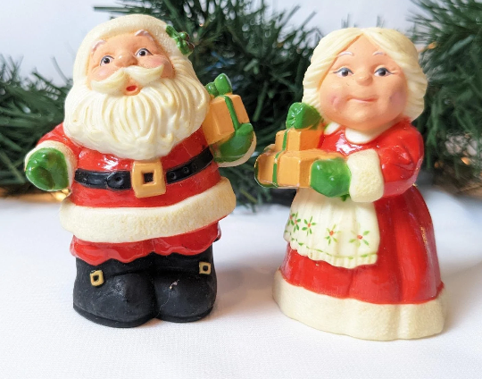 Vintage Hallmark Salt & Pepper Christmas Shakers