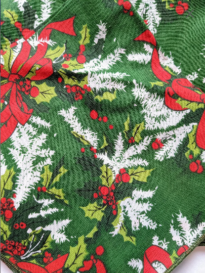 Vintage Holly Christmas Cloth Napkins