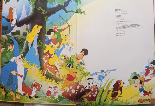 Vintage 1992 Disney's Aladdin Storybook