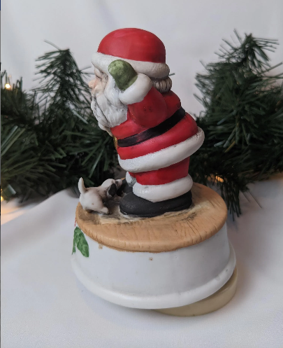 Vintage Santa Christmas Music Box