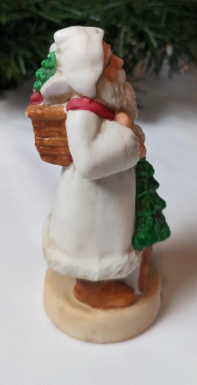 Russ Berrie Saint Nicholas 1534 Santa Christmas Figurine