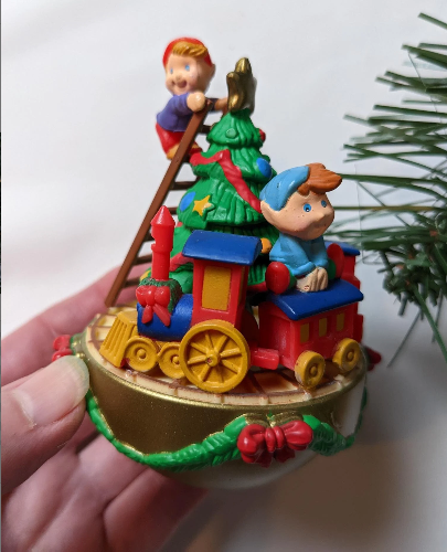 Vintage Noma 1989 Santa Express Ornament