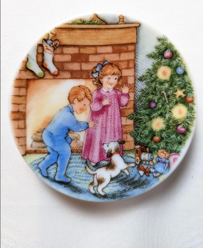 Hallmark 1989 Morning of Wonder Plate Ornament