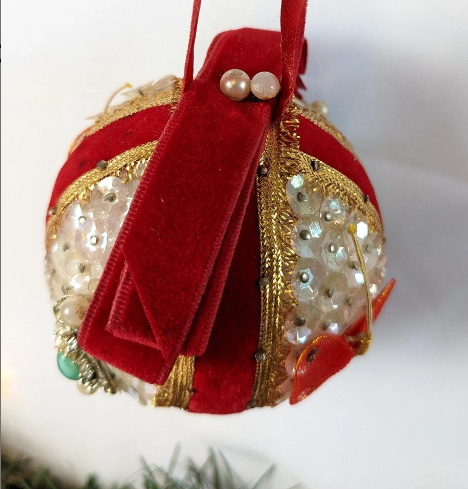 Vintage Beaded Pushpin Christmas Ornament