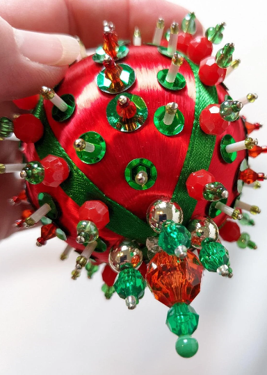 Vintage Handmade Beaded Pushpin Ornament