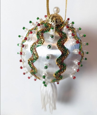 Vintage Handmade Beaded Pushpin Ornament