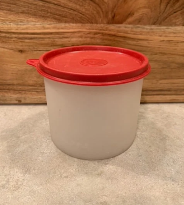 Vintage Tupperware 250 Shear Round Refrigerator Container