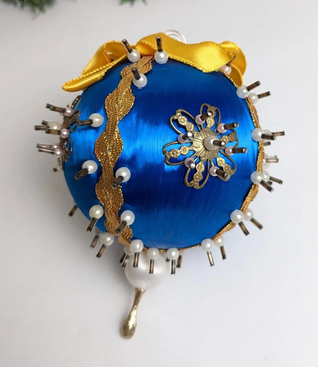 Vintage Handmade Blue Beaded Pushpin Ornament