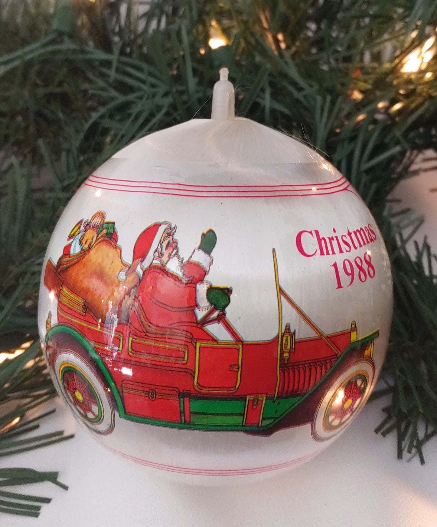 Santa Claus 1988 Satin Ball Christmas Ornament