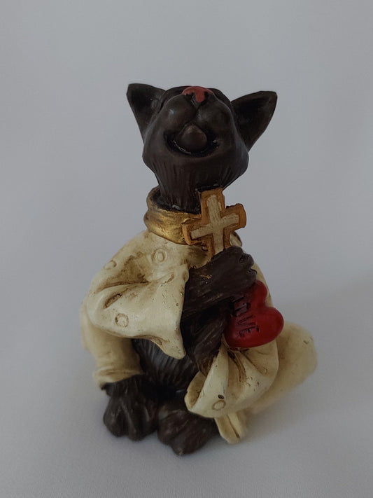 Praying Love Cat Figurine by the Lost Woodsman